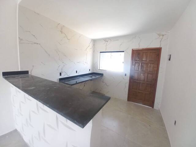 #14 - Casa em condomínio para Venda em Maricá - RJ